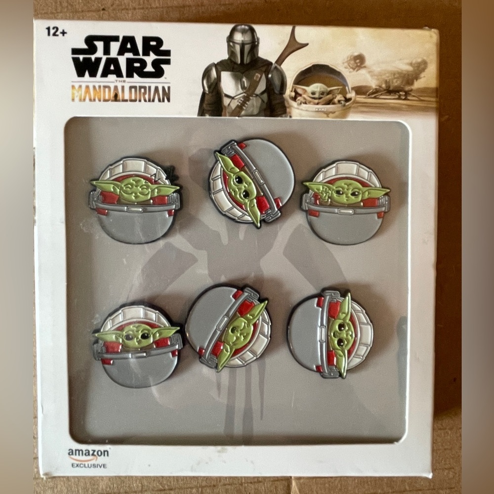 6-piece Star Wars The Mandalorian Grogu/Baby Yoda Enamel Pin Set